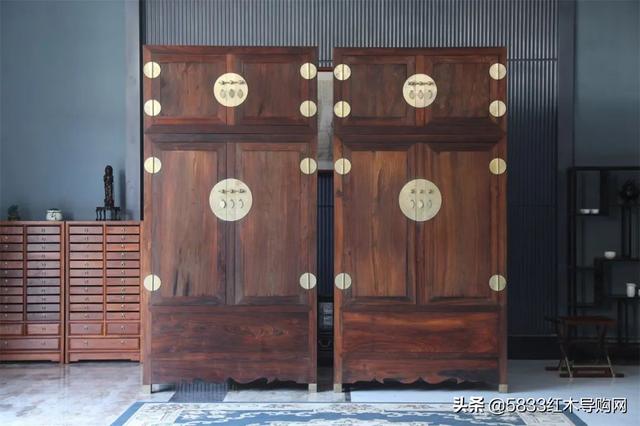 红木家具里的“重器”不仅要大，更要贵重