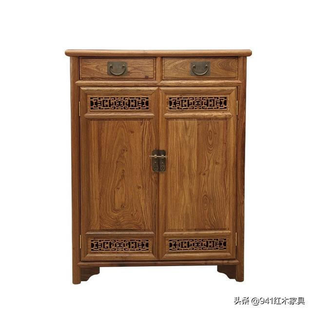 红木家具：为什么相似度很高的两款红木家具，价格却是云泥之别？