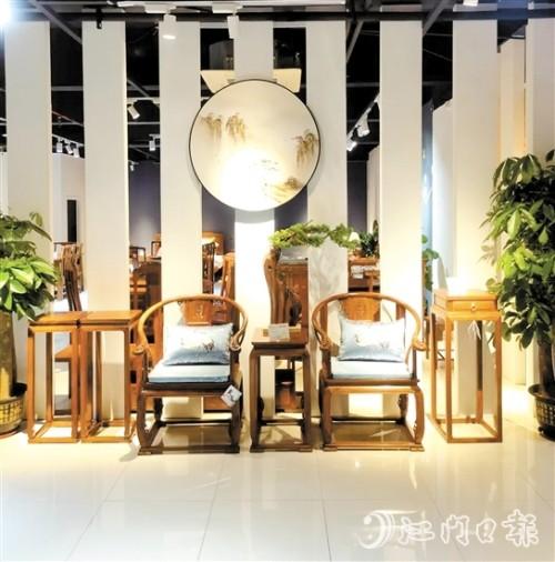 原材料价格涨势迅猛 新会红木商户吹响新常态下奋起的冲锋号