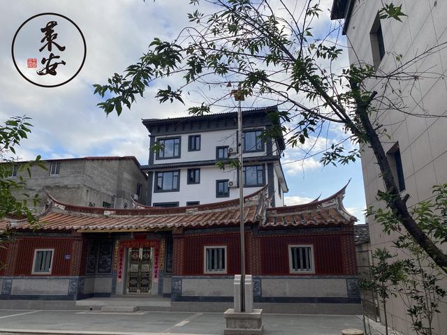 闽南红木精装别墅——闹中取静，端庄雅致